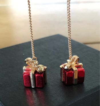 Boucles d’oreilles pendantes Cadeaux 🎁 neuves