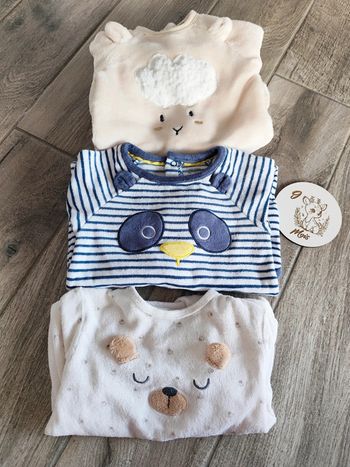 Magnifique lot de 3 pyjama velours 🤟