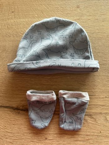 Bonnet + gants de naissance Bleu dinosaures