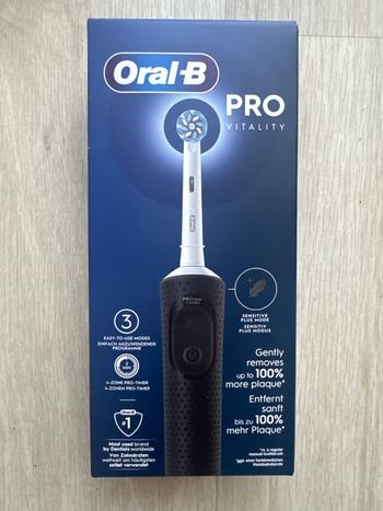 Brosse à dents électrique Oral-b pro vitality neuf