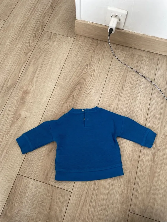 Pull bleu - photo numéro 4