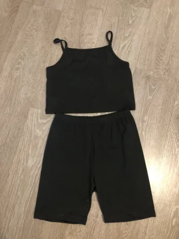 Ensemble Shein noir taille 10 ans excellent état