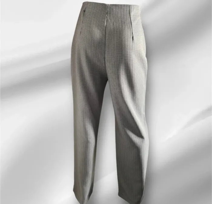 Tailleur - photo numéro 2