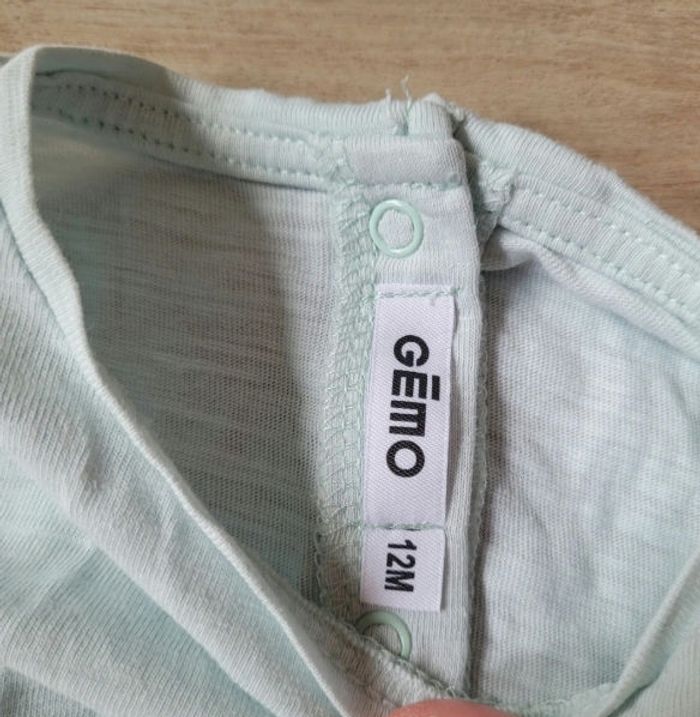 T-shirt manches longues broderie anglaise taille 12 mois - photo numéro 4