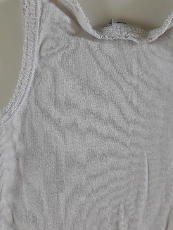 Lot bodies 2 ans - photo numéro 4