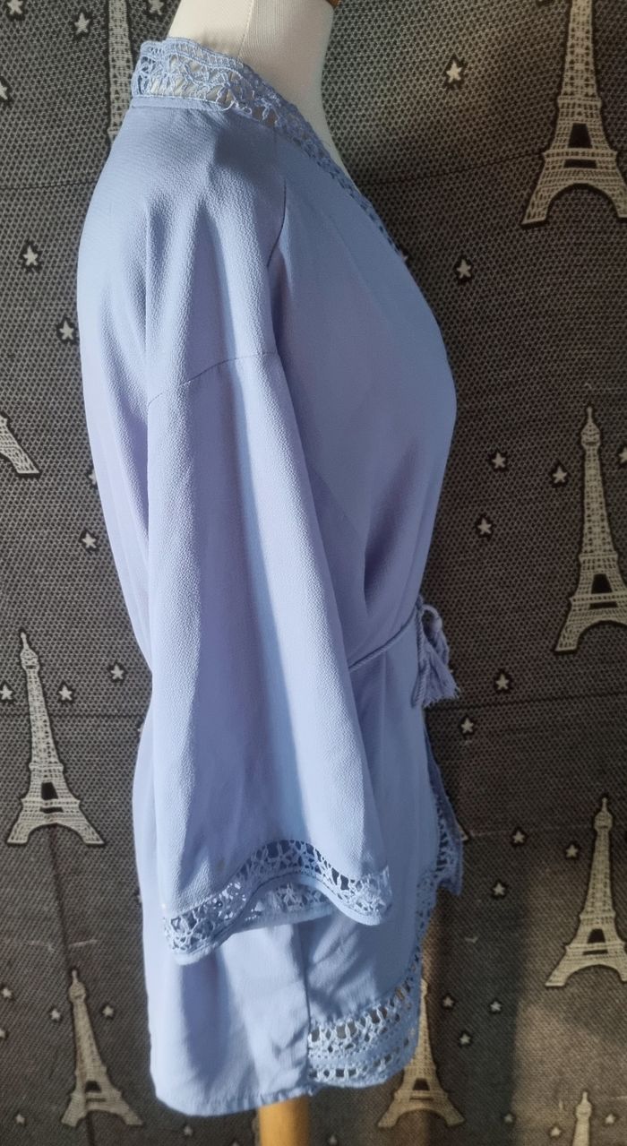 Kimono bleu clair à broderie taille 38-40 - photo numéro 4