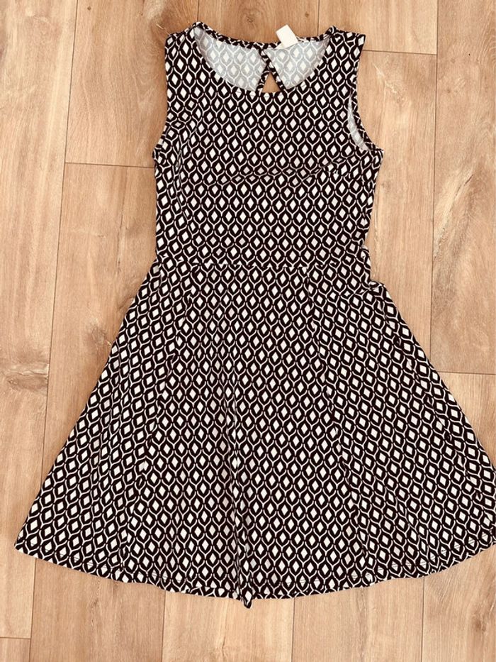 Jolie robe d'été • H&M • 36 - photo numéro 2