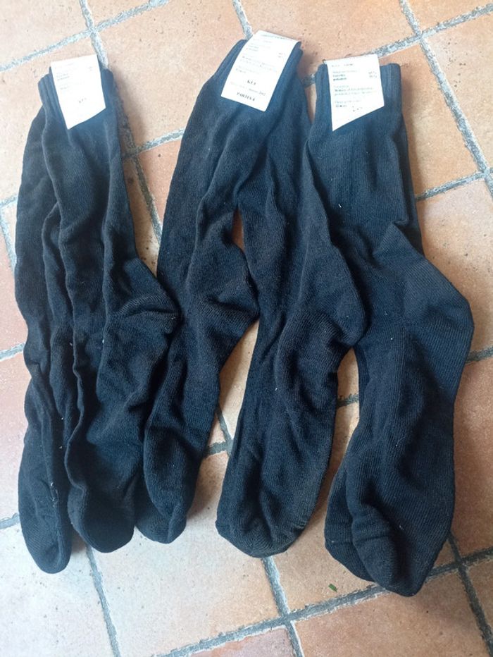 Lot 3 paires de chaussettes taille 44-46