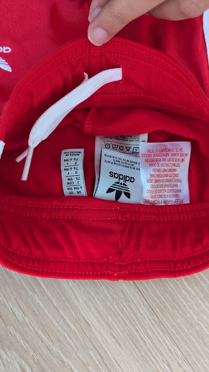 Pantalon adidas neuf - photo numéro 2
