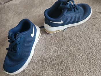 Baskets Nike bleu blanc 25