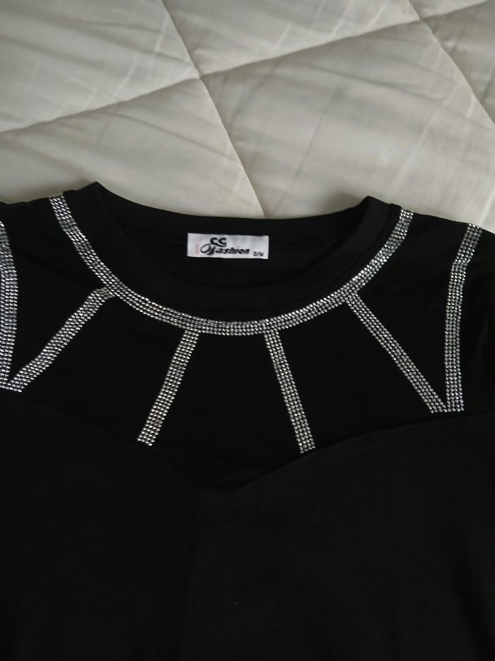 Tee  shirt - photo numéro 2