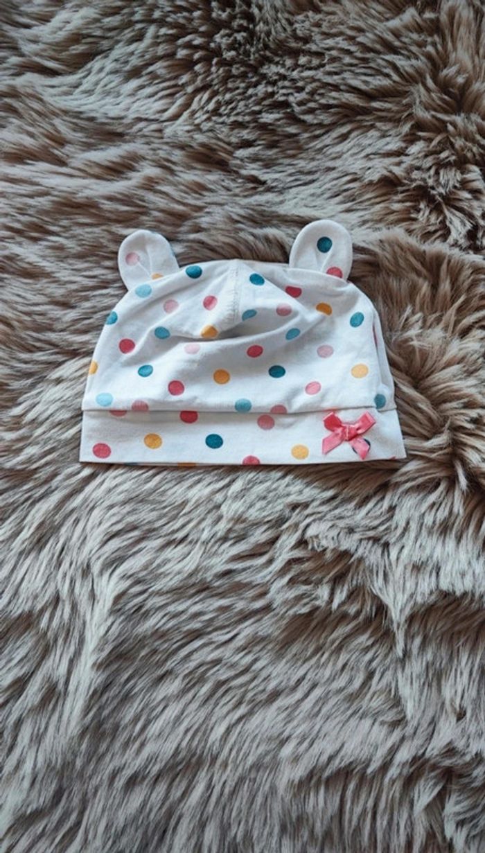 Bonnet fin blanc a pois h&m taille 4/6 mois