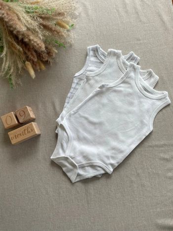 Lot de 3 bodys 9 mois - Mixte