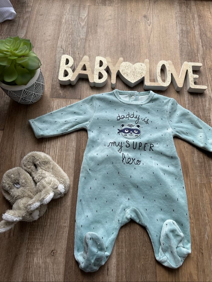 - Pyjama Kiabi - 1 mois - Très bon état