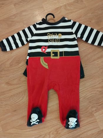 Petit pirate taille 62 (3/6mois)