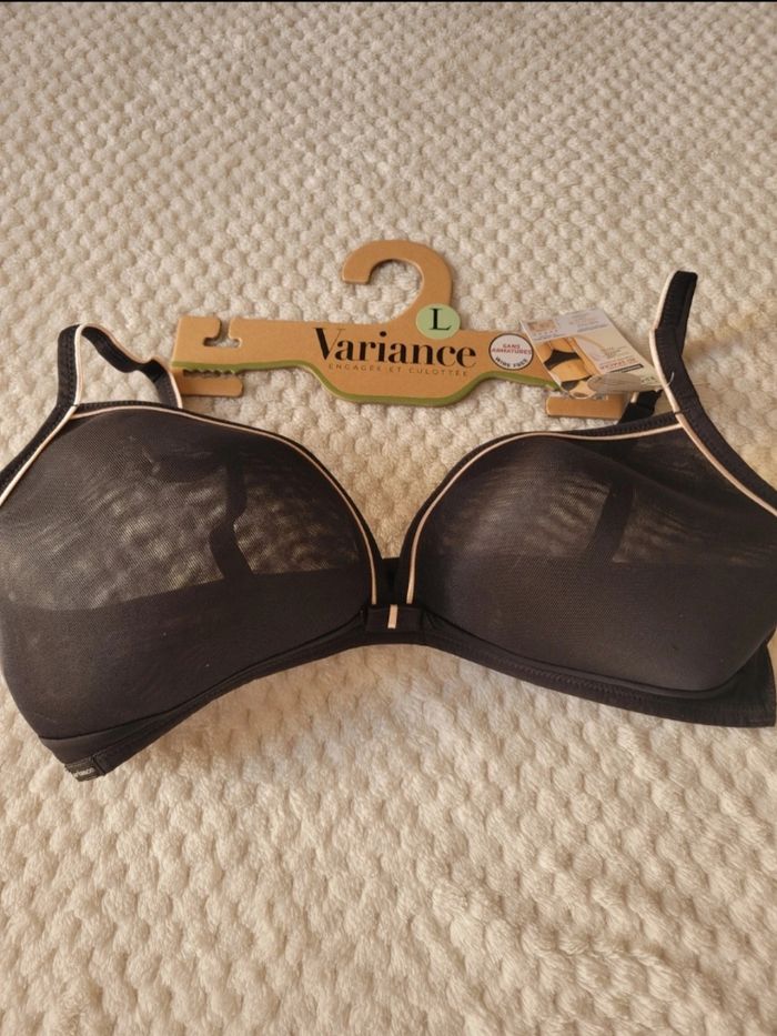 Soutien-gorge sans armatures - photo numéro 3