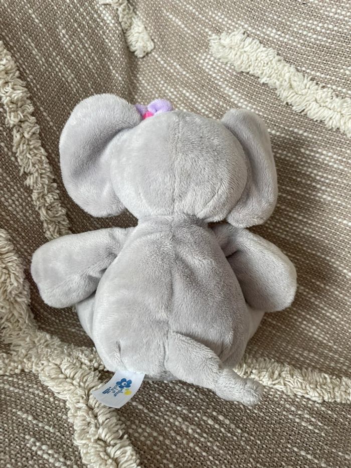 Peluche doudou 21cm Arthur et Lola éléphant gris blanc et rose très bon état - photo numéro 3