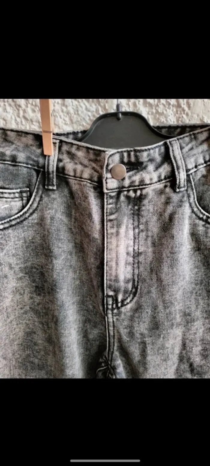 Jean noir gris taille haute T 36 - photo numéro 3