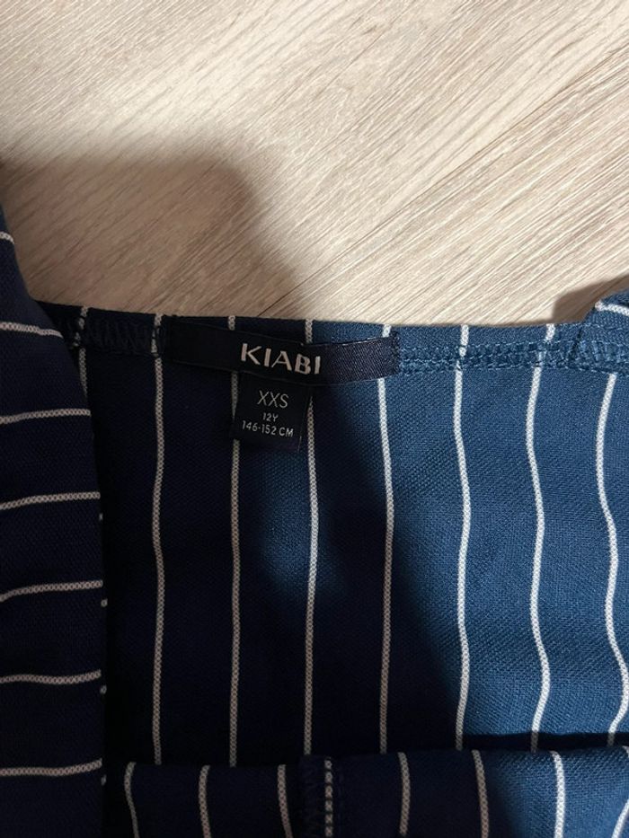 Combinaison rayée bleue et blanche à bouton - photo numéro 2