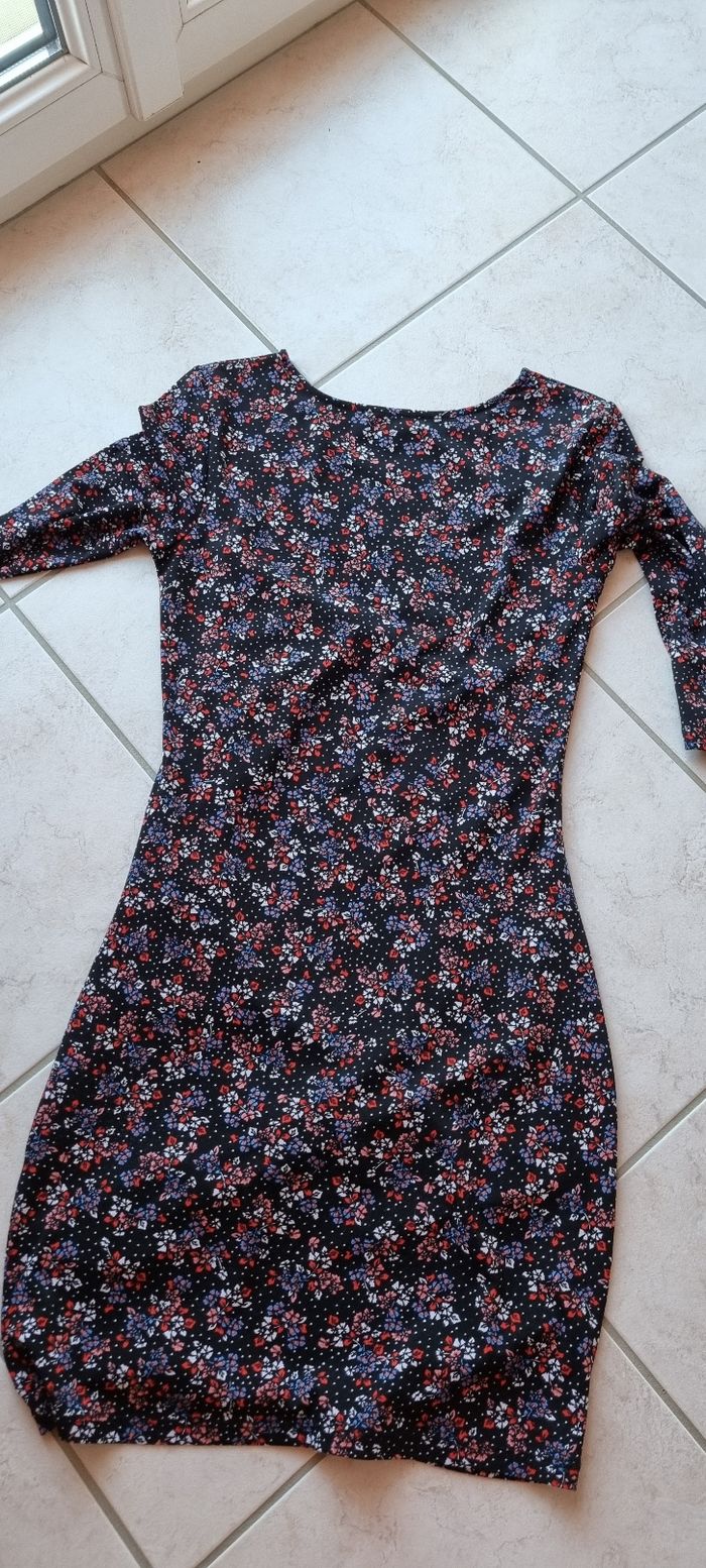 Robe fleurs - photo numéro 4