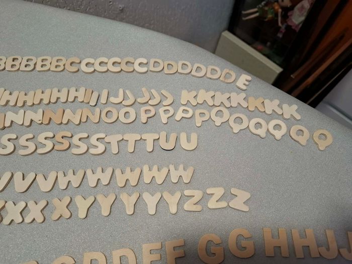 Gros lot neuf de 169 lettres en bois brut pour scrapbooking ou autre loisir créatif - photo numéro 4