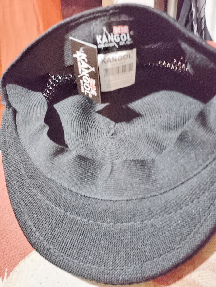 Kangol logo doré - photo numéro 2
