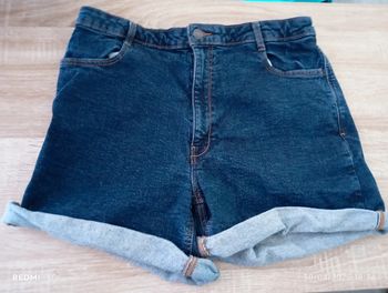 Short en jean bleu