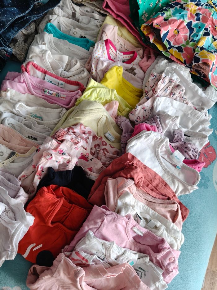 Lot vêtements bébé - photo numéro 2