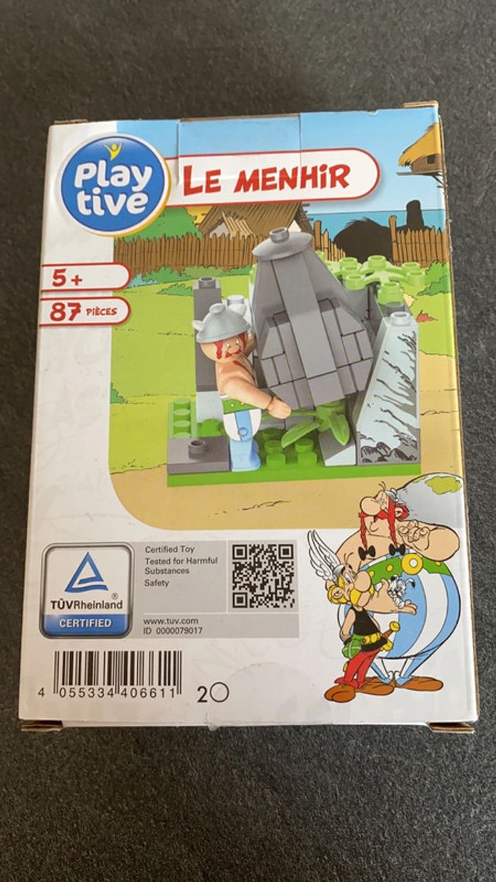 Le menhir et obelix type lego - photo numéro 2