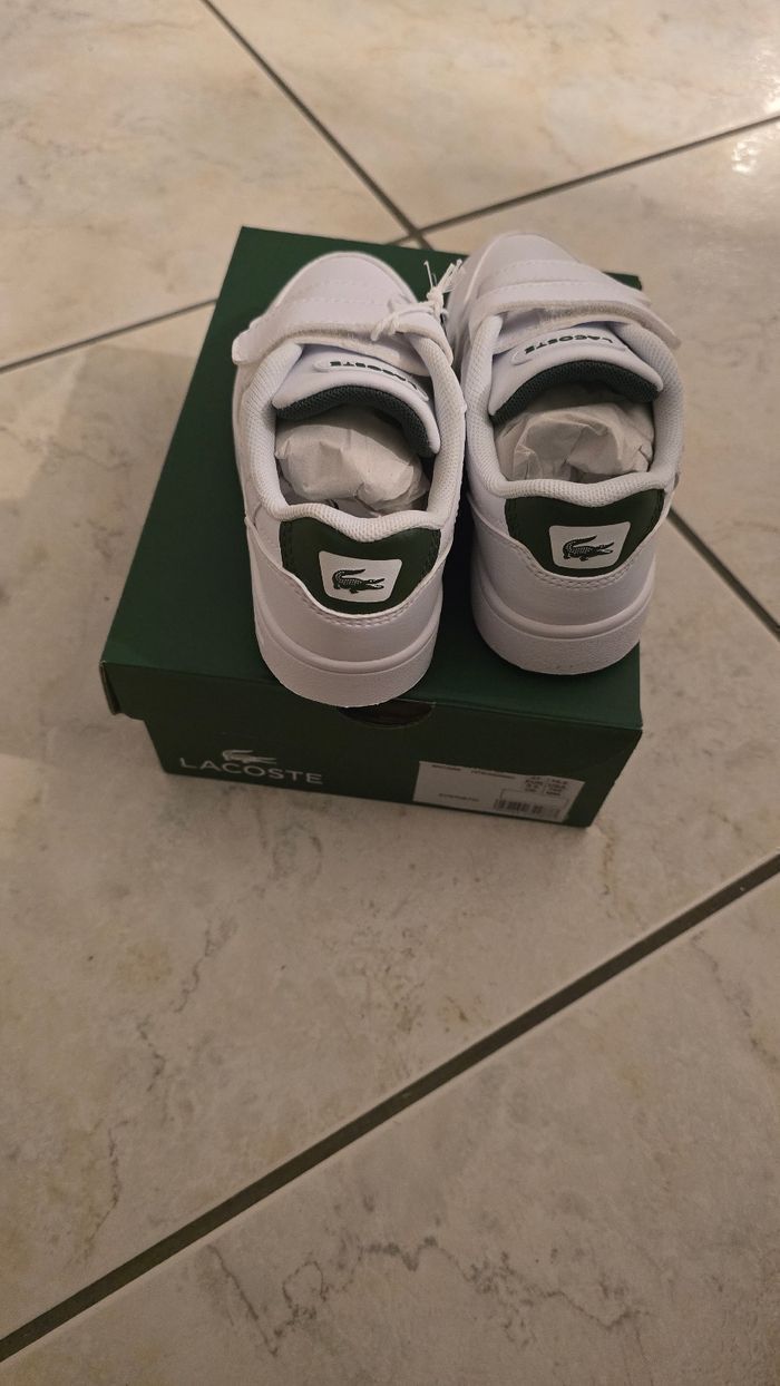 (NEUVES non portées)🏷🤩🥰😍 SUPERBES baskets lacoste pointure 27 garçon 🤩🥰😍 - photo numéro 5