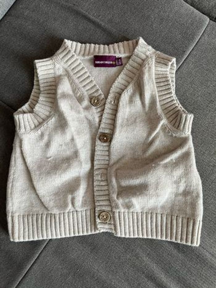 Gilet sans manches 6 mois