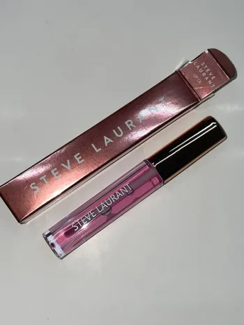 Gloss Steve Laurant