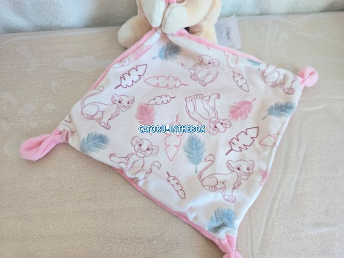 Doudou mouchoir / Comforter bébé Disney baby Le Roi Lion Nala The Lion King - photo numéro 3