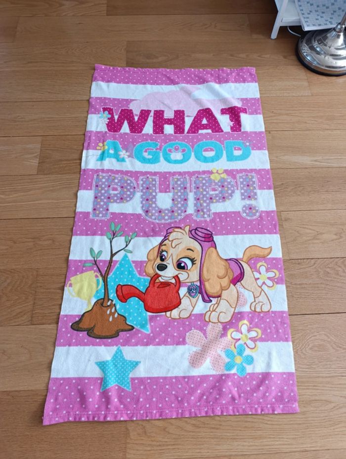 Magnifique serviette de bain pat patrouille Stella