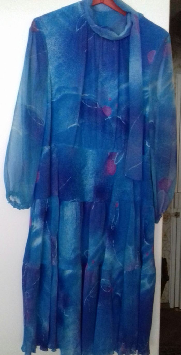 Robe bleue marque verena