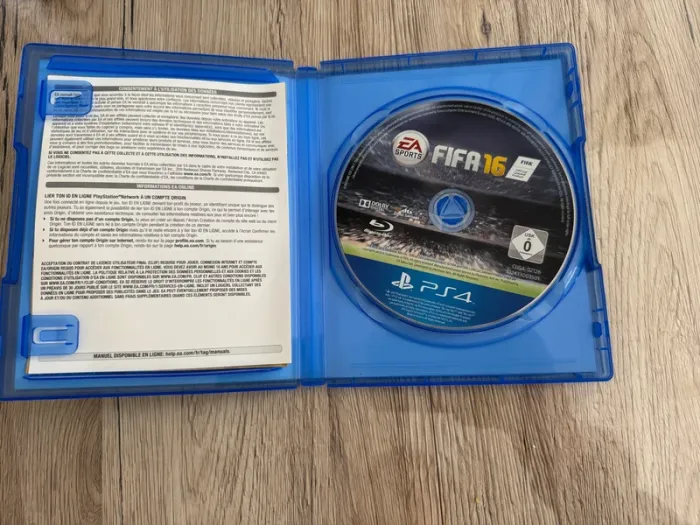 Jeu fifa 16 ps4 - photo numéro 2