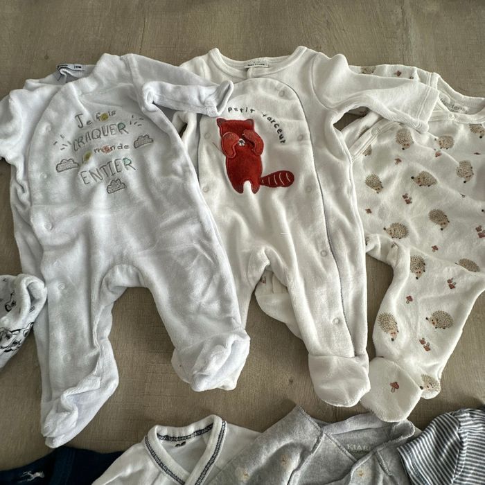Lot vêtement bébé 0 mois - photo numéro 2
