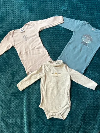 Lot de 3 bodys manches longues – 6 mois