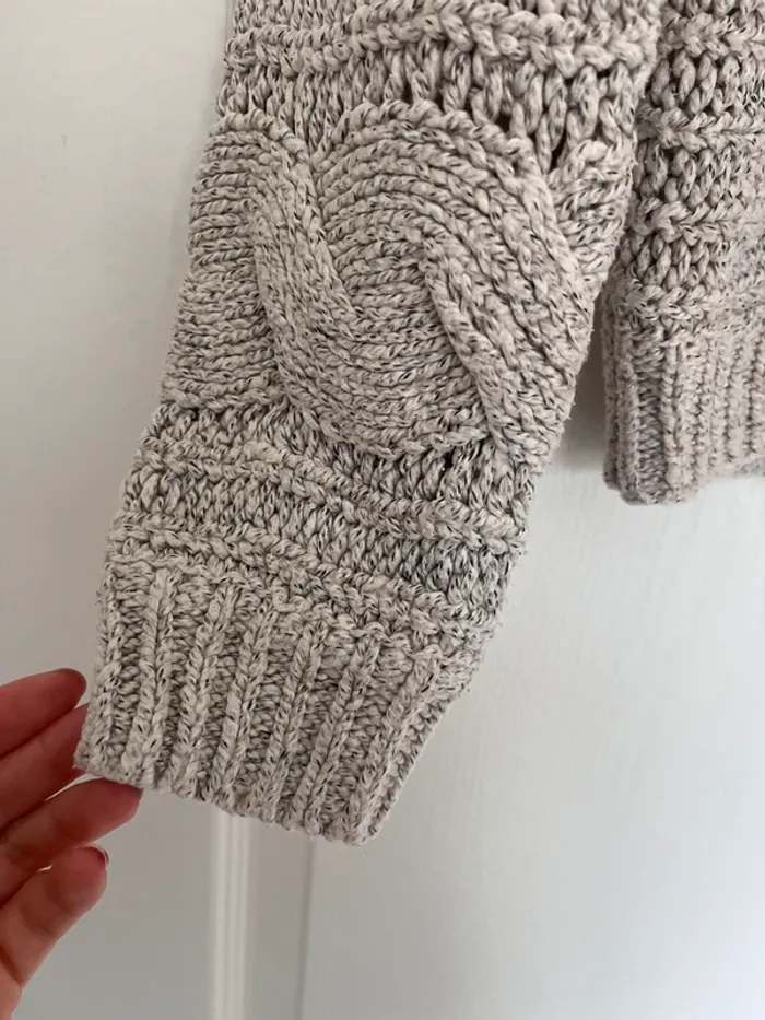 Pull en maille beige - photo numéro 3