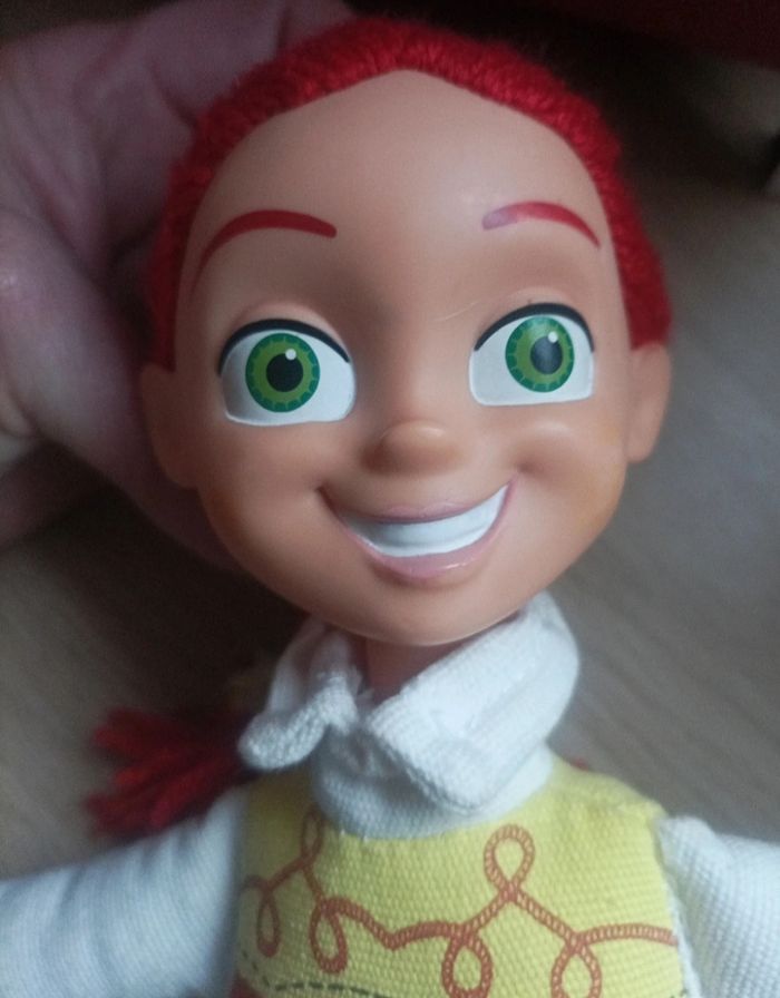 Toy story Jessie parle anglais 36 cm pas de chapeau - photo numéro 7