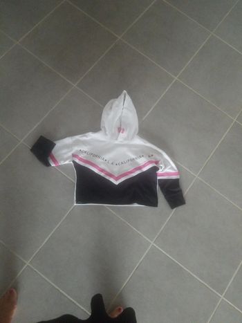 Sweat a capuche Primark 8-9 ans