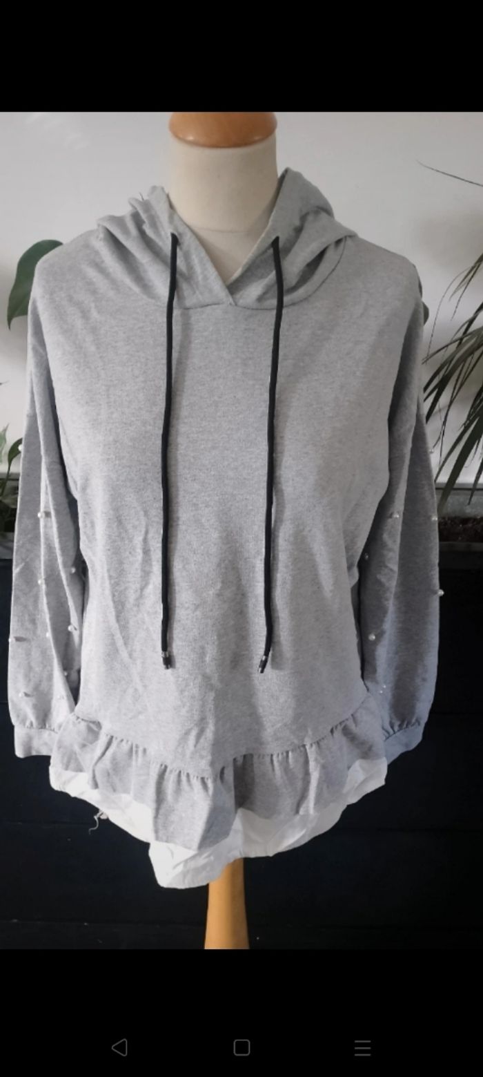 Pull avec capuche neuf Made In Italy