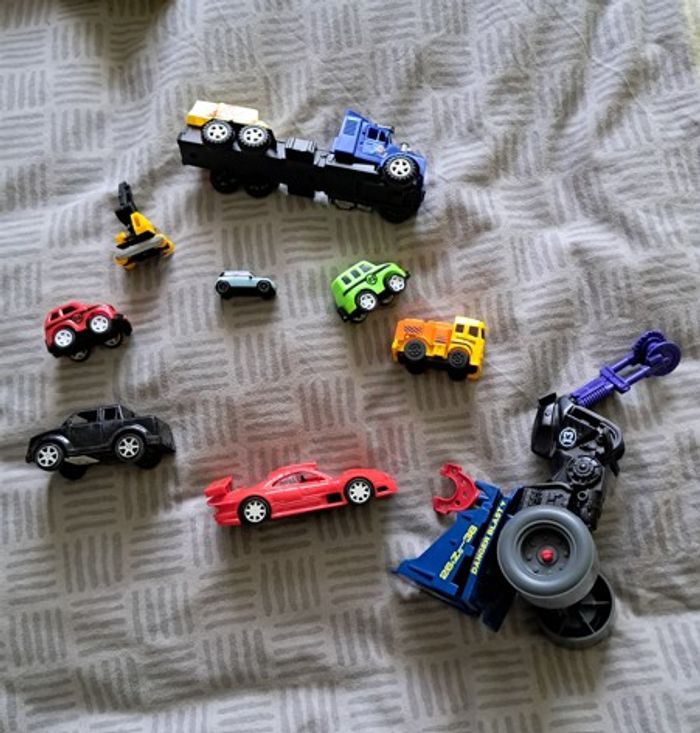 Lot véhicules, plusieurs dimensions - photo numéro 2