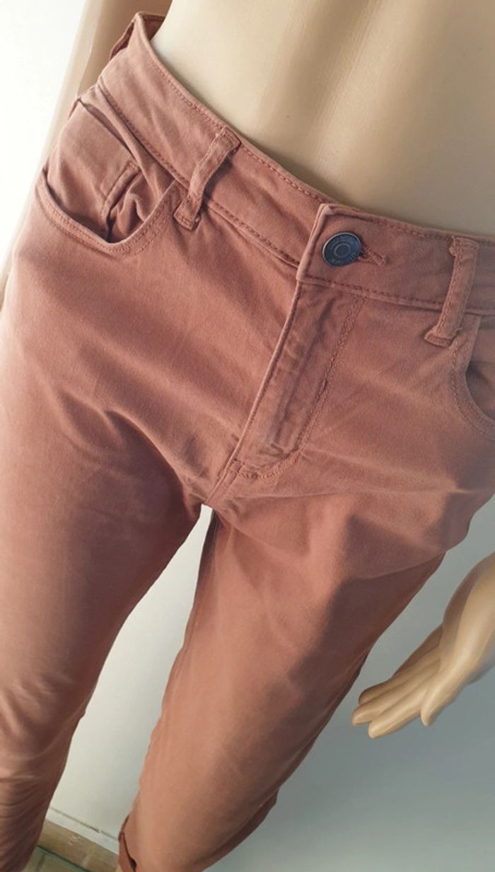 💜 Jean skinny Kiabi taille M 38 couleur rouille/brique #emyfleury_38femme - photo numéro 2