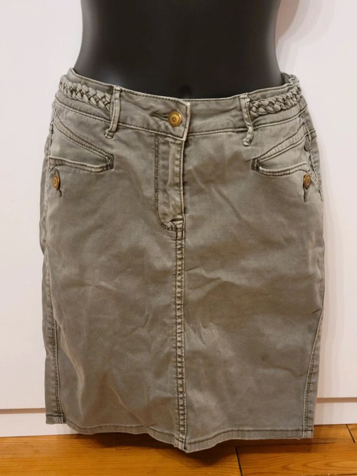 Jupe en jeans grise taille 36 en 98% Coton marque Bonobo Jeans tressée - photo numéro 2