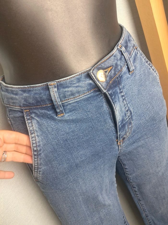 Happy jean taille haute jambe large T.36 - photo numéro 2