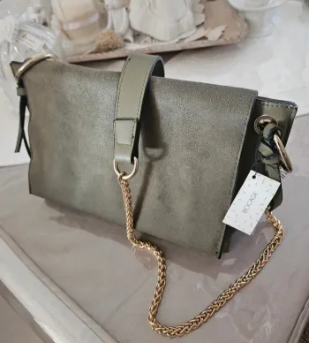 Sac à main kaki avec chaînette Bocage