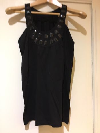 Débardeur noir avec bijoux taille S