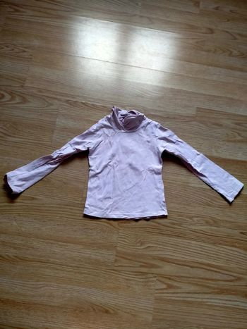 Sous pull rose. Strass 
Taille 4 ans