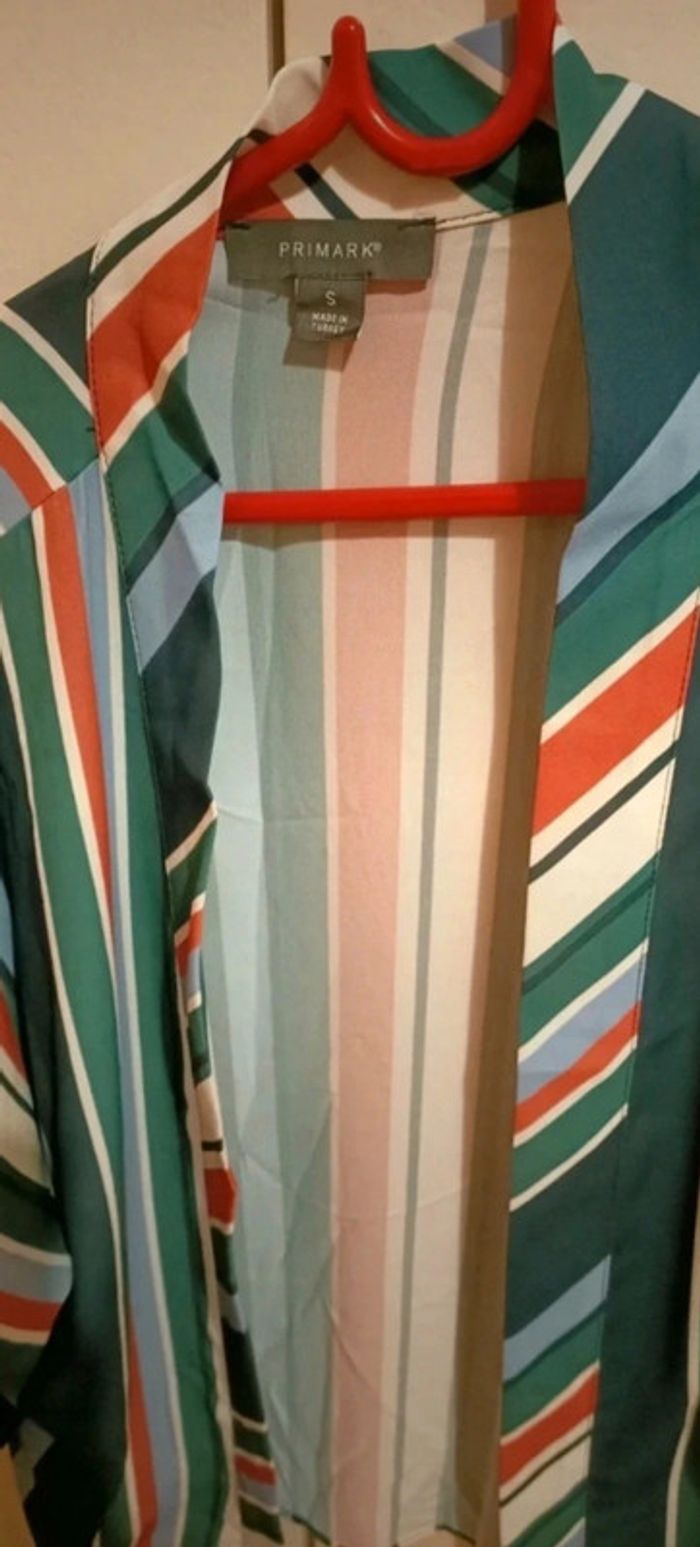 Chemise à rayures colorée taille S - photo numéro 2